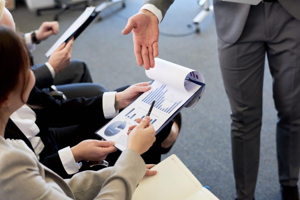 business-analytics-in-meeting-2021-09-24-03-56-46-utc-1024x683